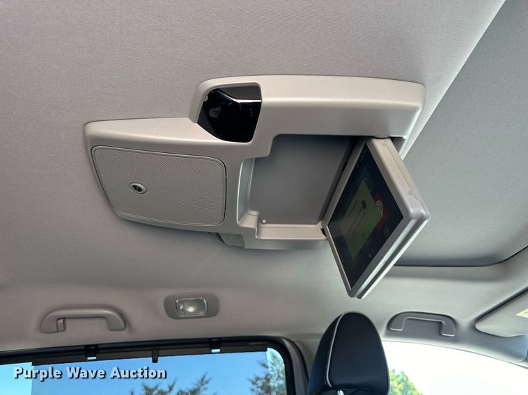 image for item NP9697 2023 Honda Odyssey Elite  van