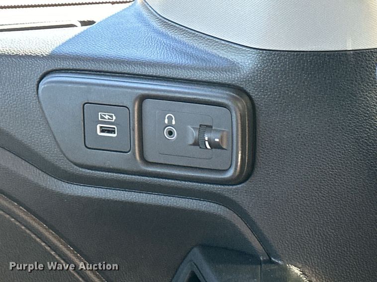 image for item NP9697 2023 Honda Odyssey Elite  van