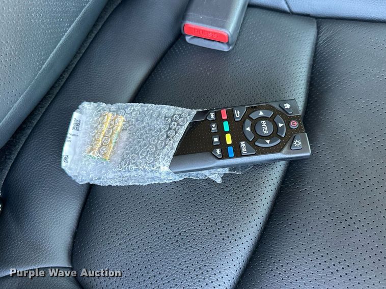 image for item NP9697 2023 Honda Odyssey Elite  van