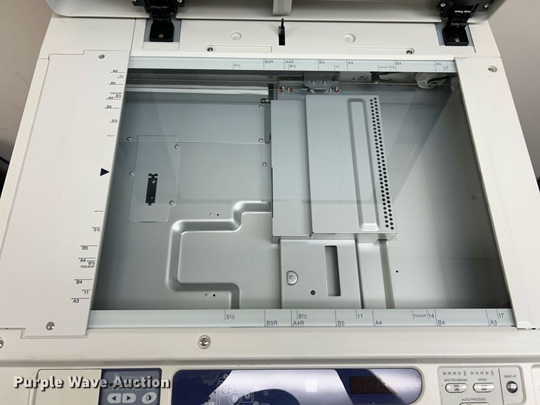 image for item NQ9855 Office equipment