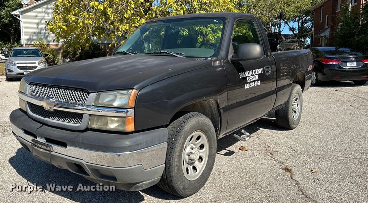 image for item NQ9858 2005 Chevrolet  Silverado 1500 pickup truck