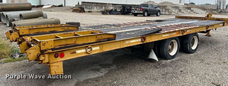 image for item NQ9900 1996 Dynaweld  tilt deck equipment trailer