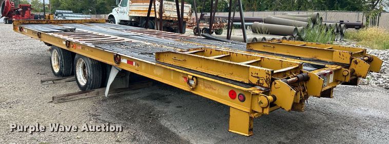 image for item NQ9900 1996 Dynaweld  tilt deck equipment trailer