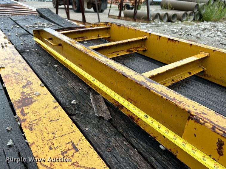 image for item NQ9900 1996 Dynaweld  tilt deck equipment trailer