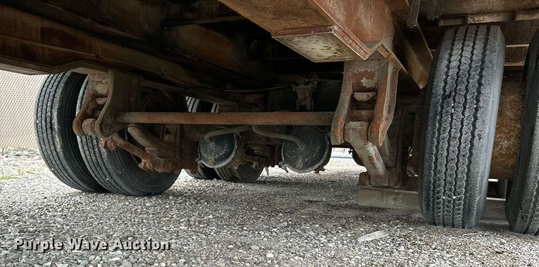 image for item NQ9900 1996 Dynaweld  tilt deck equipment trailer