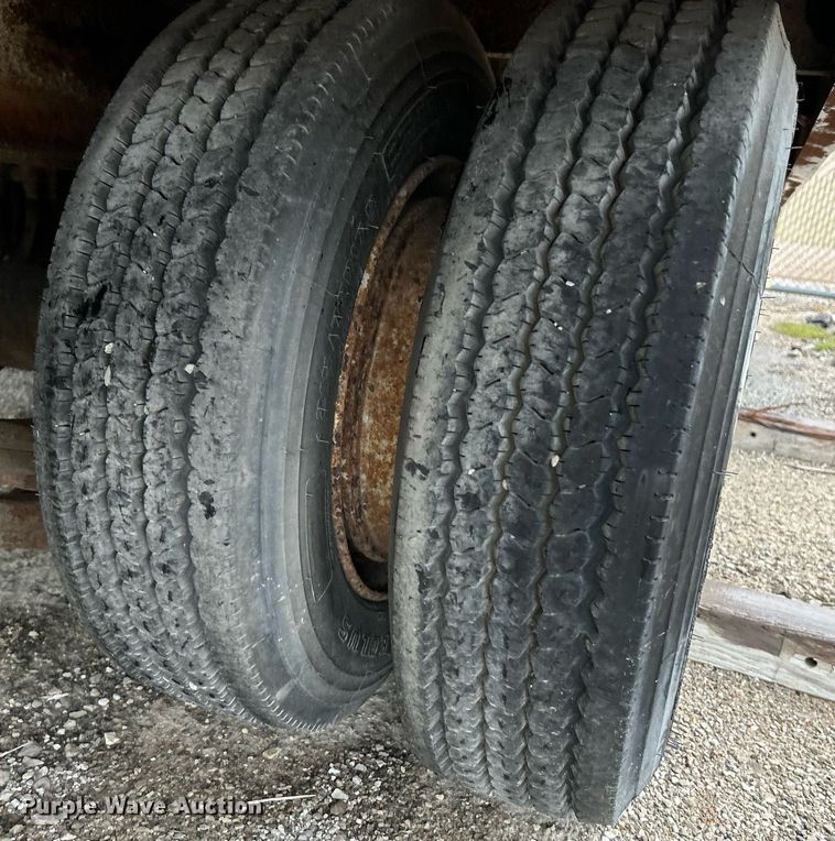 image for item NQ9900 1996 Dynaweld  tilt deck equipment trailer