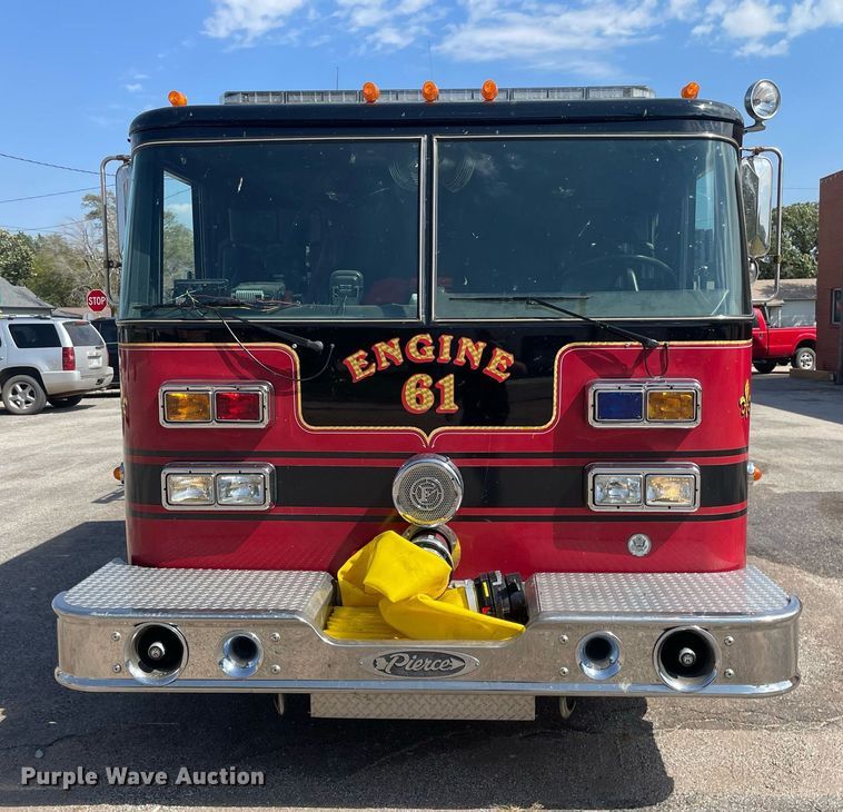 image for item NX9834 1994 Pierce Arrow  fire truck