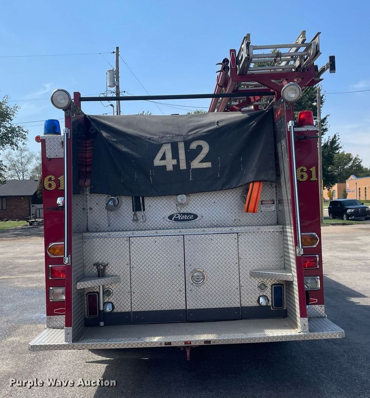 image for item NX9834 1994 Pierce Arrow  fire truck