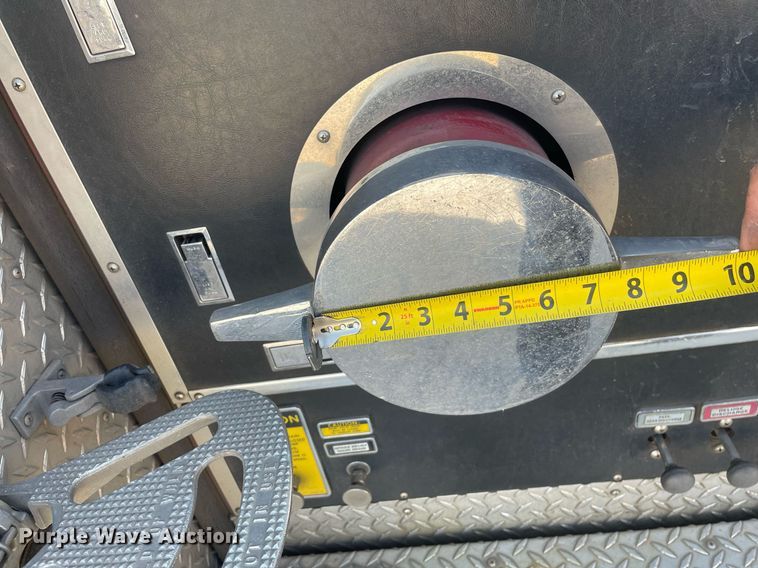 image for item NX9834 1994 Pierce Arrow  fire truck