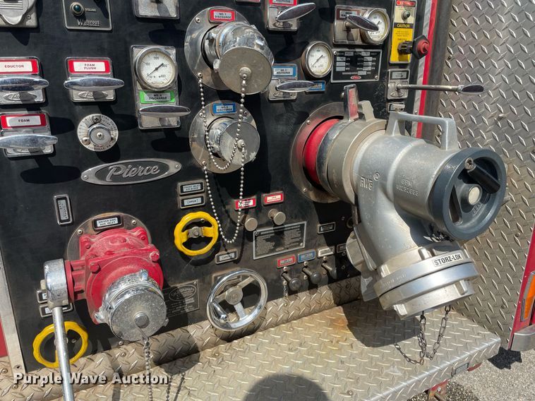 image for item NX9834 1994 Pierce Arrow  fire truck