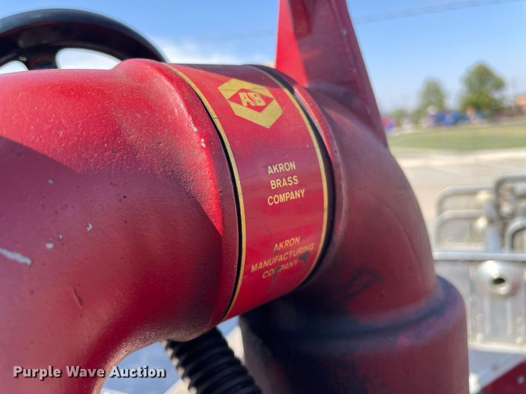 image for item NX9834 1994 Pierce Arrow  fire truck