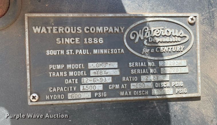 image for item NX9834 1994 Pierce Arrow  fire truck