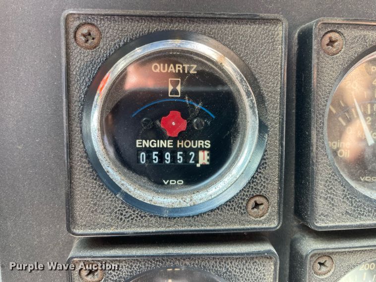 image for item NX9834 1994 Pierce Arrow  fire truck