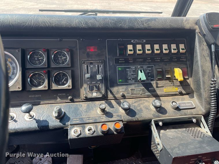 image for item NX9834 1994 Pierce Arrow  fire truck