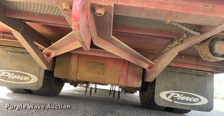 image for item NX9834 1994 Pierce Arrow  fire truck