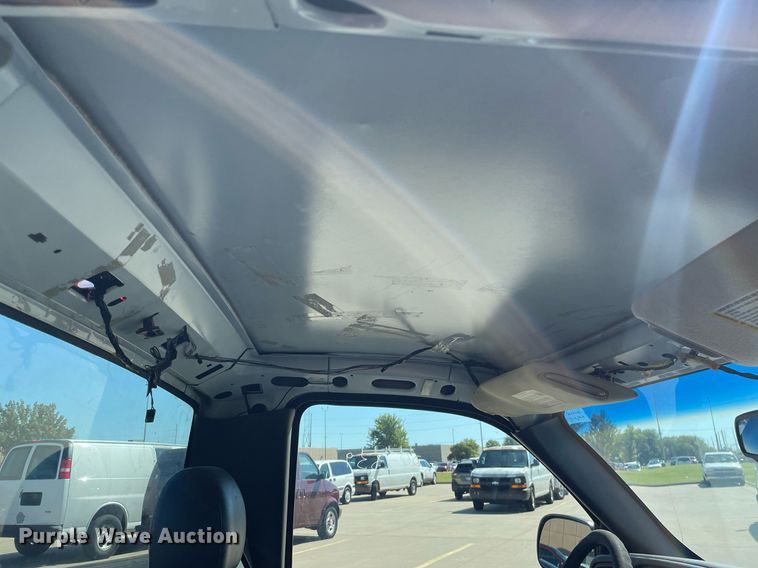 image for item NX9856 2003 Chevrolet Silverado 1500  pickup truck