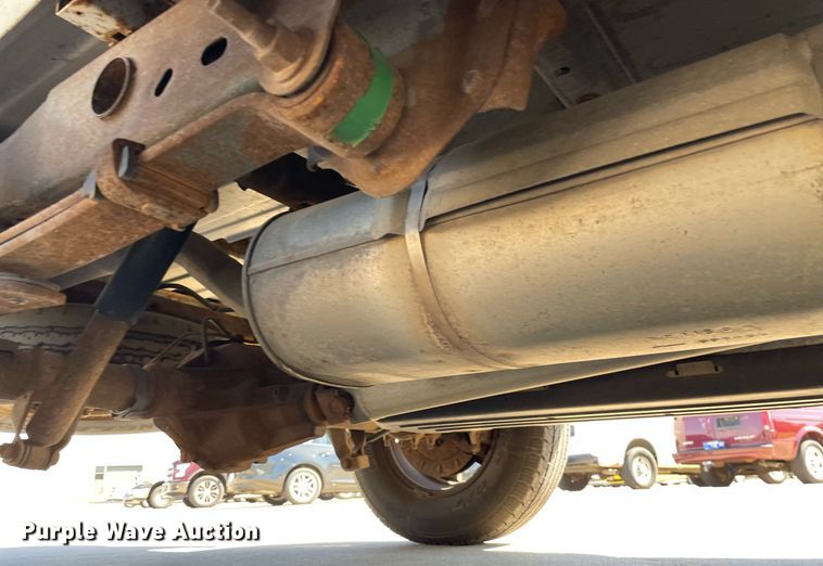 image for item NX9856 2003 Chevrolet Silverado 1500  pickup truck