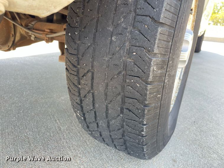 image for item NX9856 2003 Chevrolet Silverado 1500  pickup truck