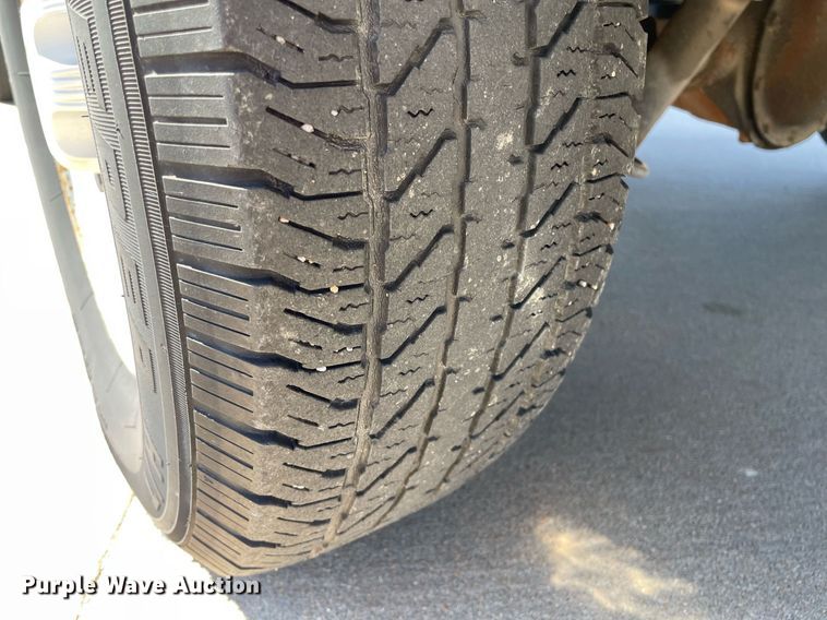 image for item NX9856 2003 Chevrolet Silverado 1500  pickup truck