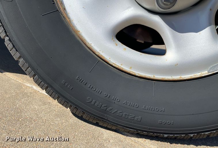 image for item NX9856 2003 Chevrolet Silverado 1500  pickup truck