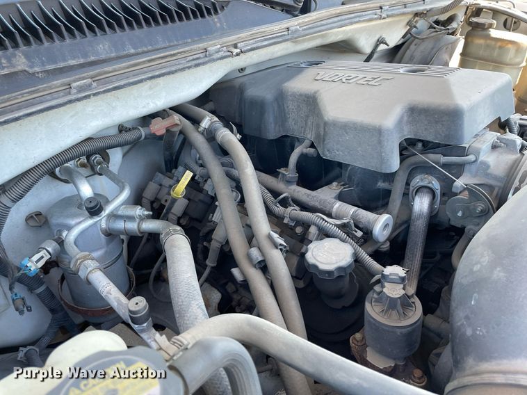 image for item NX9857 2000 Chevrolet Silverado 1500  pickup truck