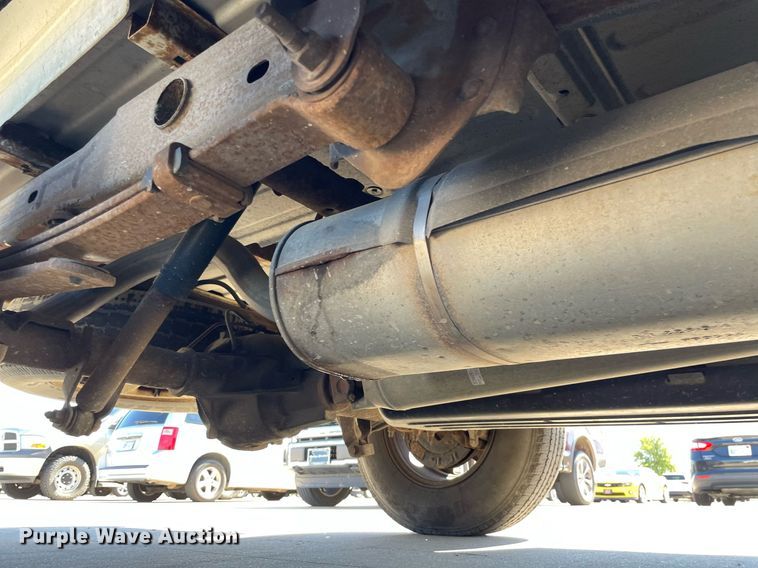 image for item NX9857 2000 Chevrolet Silverado 1500  pickup truck