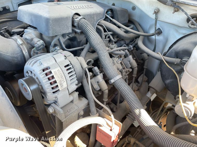 image for item NX9866 2000 Chevrolet Silverado 1500  pickup truck