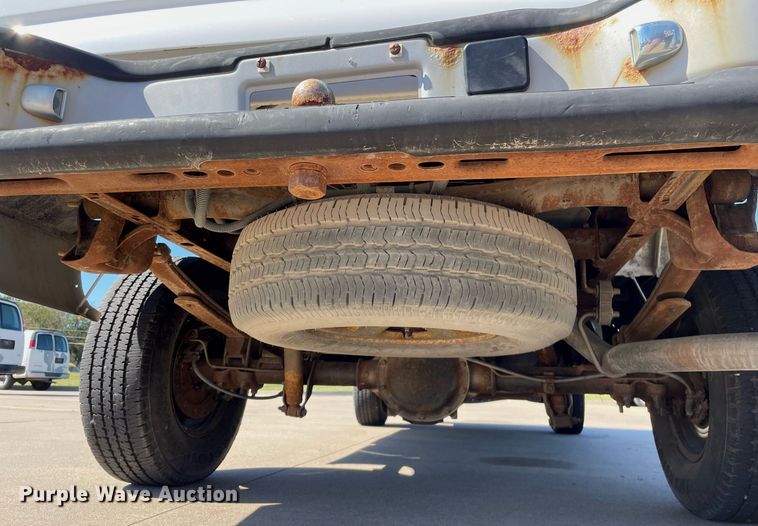 image for item NX9866 2000 Chevrolet Silverado 1500  pickup truck