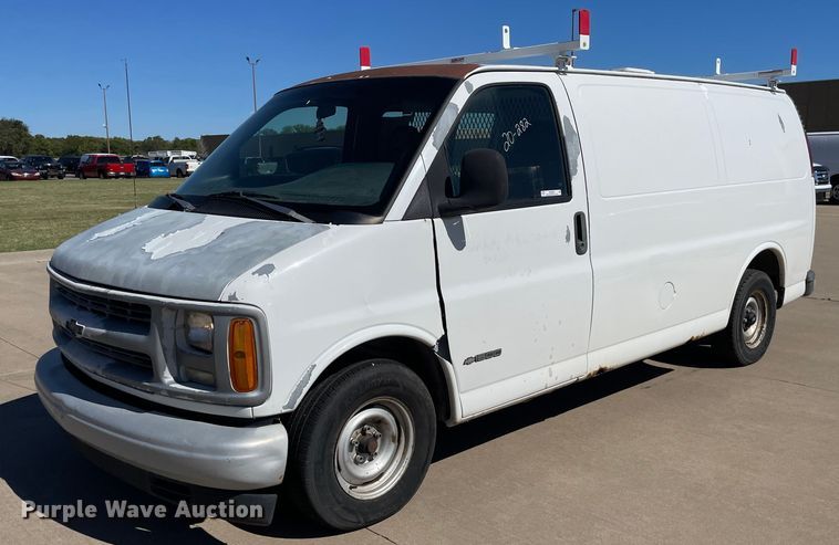 image for item NX9868 1999 Chevrolet Express 1500  van