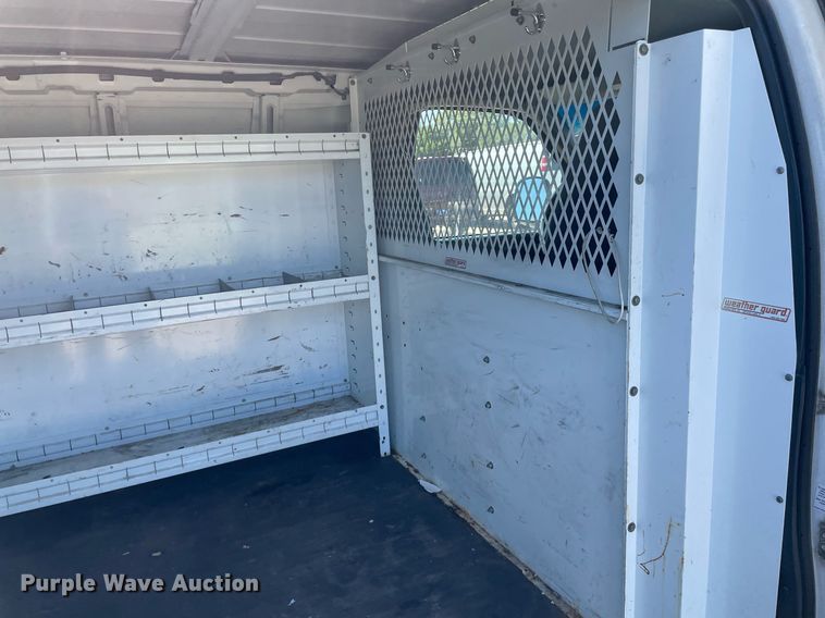 image for item NX9868 1999 Chevrolet Express 1500  van