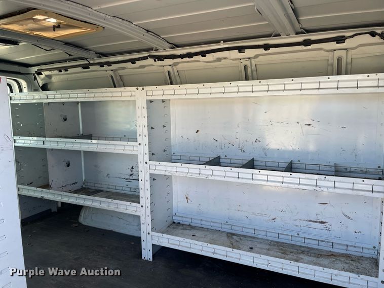 image for item NX9868 1999 Chevrolet Express 1500  van