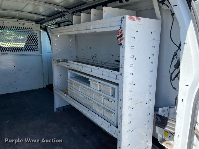 image for item NX9868 1999 Chevrolet Express 1500  van