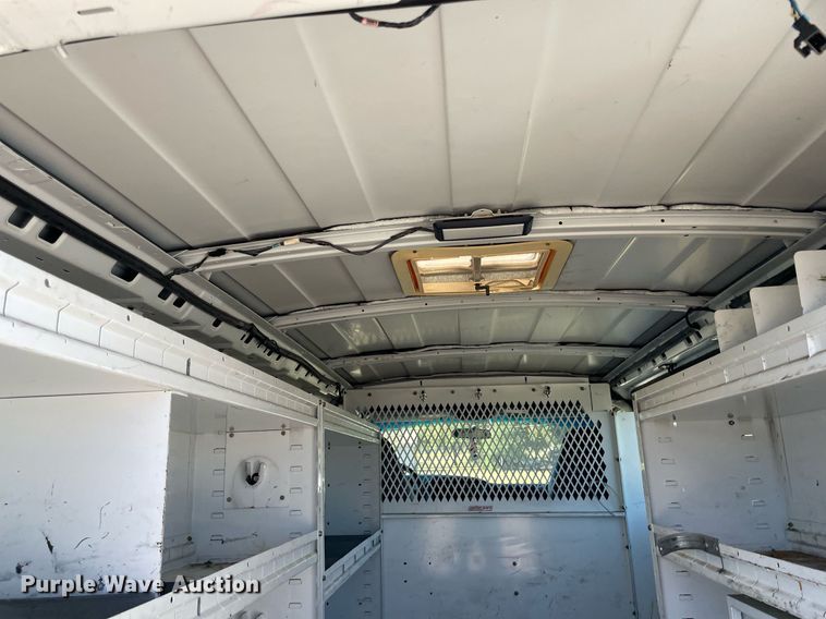 image for item NX9868 1999 Chevrolet Express 1500  van