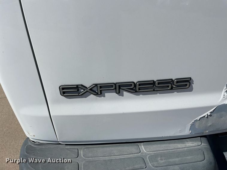 image for item NX9868 1999 Chevrolet Express 1500  van