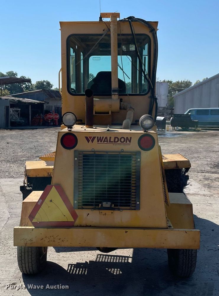 image for item NY9952 Waldon Sweepmaster 250  broom