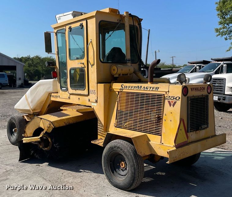 image for item NY9952 Waldon Sweepmaster 250  broom