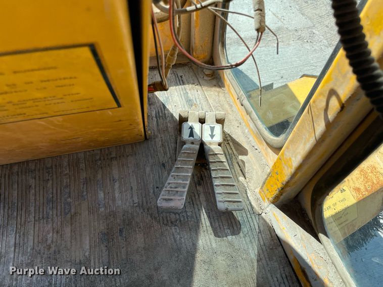 image for item NY9952 Waldon Sweepmaster 250  broom