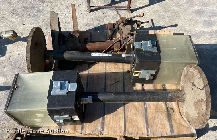 image for item NY9965 Tools