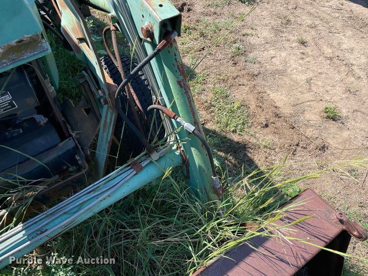 image for item NY9966 1994 John Deere 855  tractor