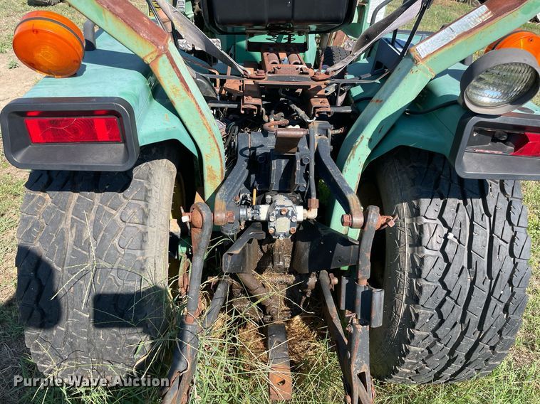 image for item NY9966 1994 John Deere 855  tractor