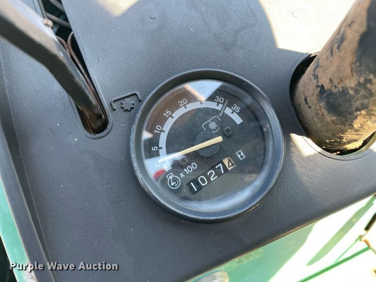 image for item NY9966 1994 John Deere 855  tractor