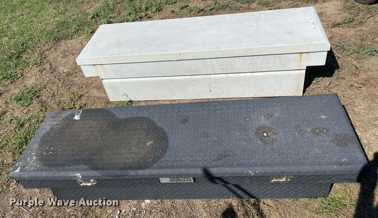 image for item NY9967 (2) toolboxes