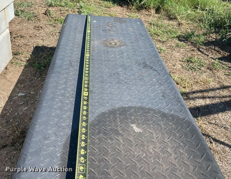 image for item NY9967 (2) toolboxes