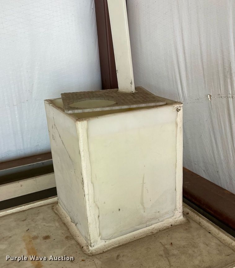 image for item NY9978 Tank