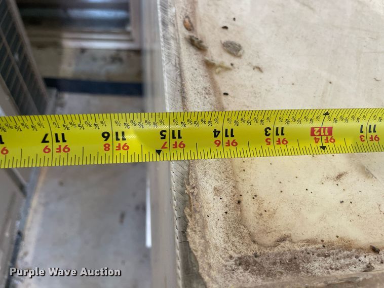 image for item NY9978 Tank