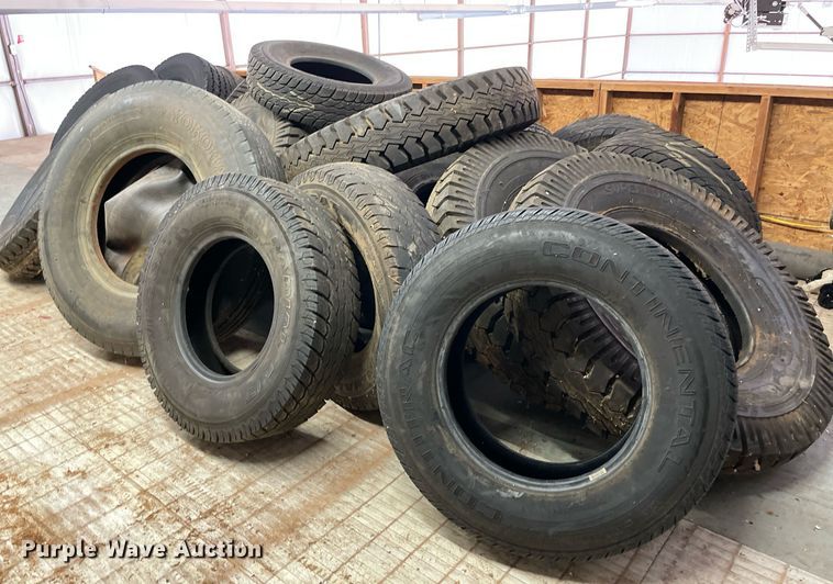 image for item NY9980 (22) tires