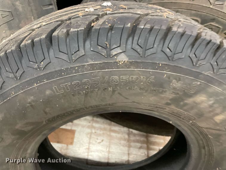 image for item NY9980 (22) tires