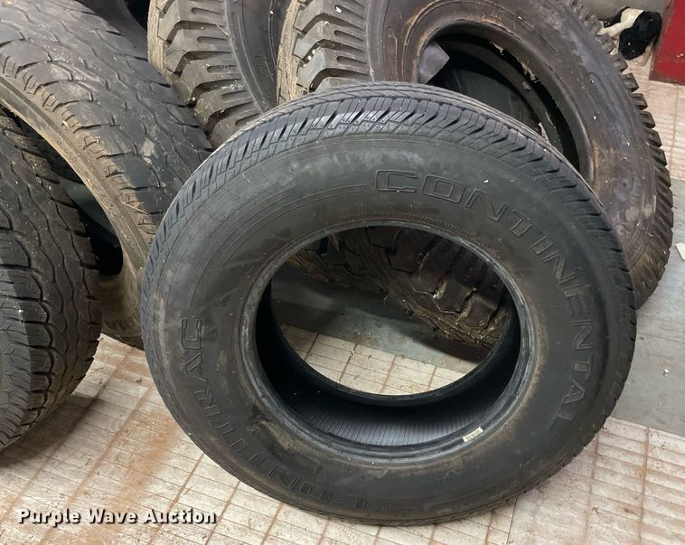 image for item NY9980 (22) tires