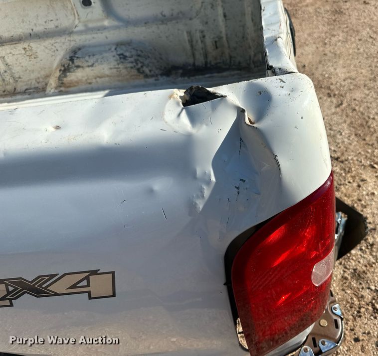 image for item OC9511 2013 Chevrolet 2500 HD  Ext. Cab pickup truck