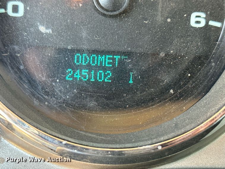 image for item OC9511 2013 Chevrolet 2500 HD  Ext. Cab pickup truck